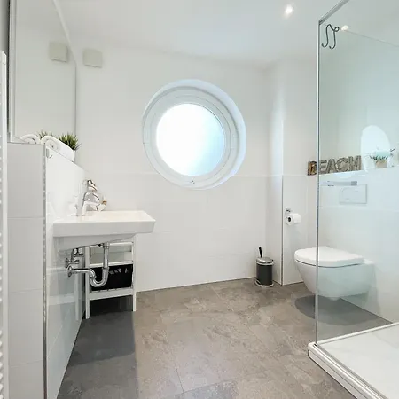 Timmare Iii Kompass * Timmendorfer Strand